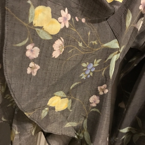 Laura Conrad Gray Lemons Flouncy Sleeves Beautiful Top Final Sale - Picture 2 of 7